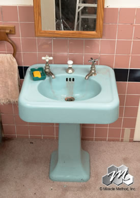 Before Miracle Method refinished pedestal sink
