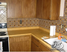 Before Miracle Method refinished the countertop and backsplash